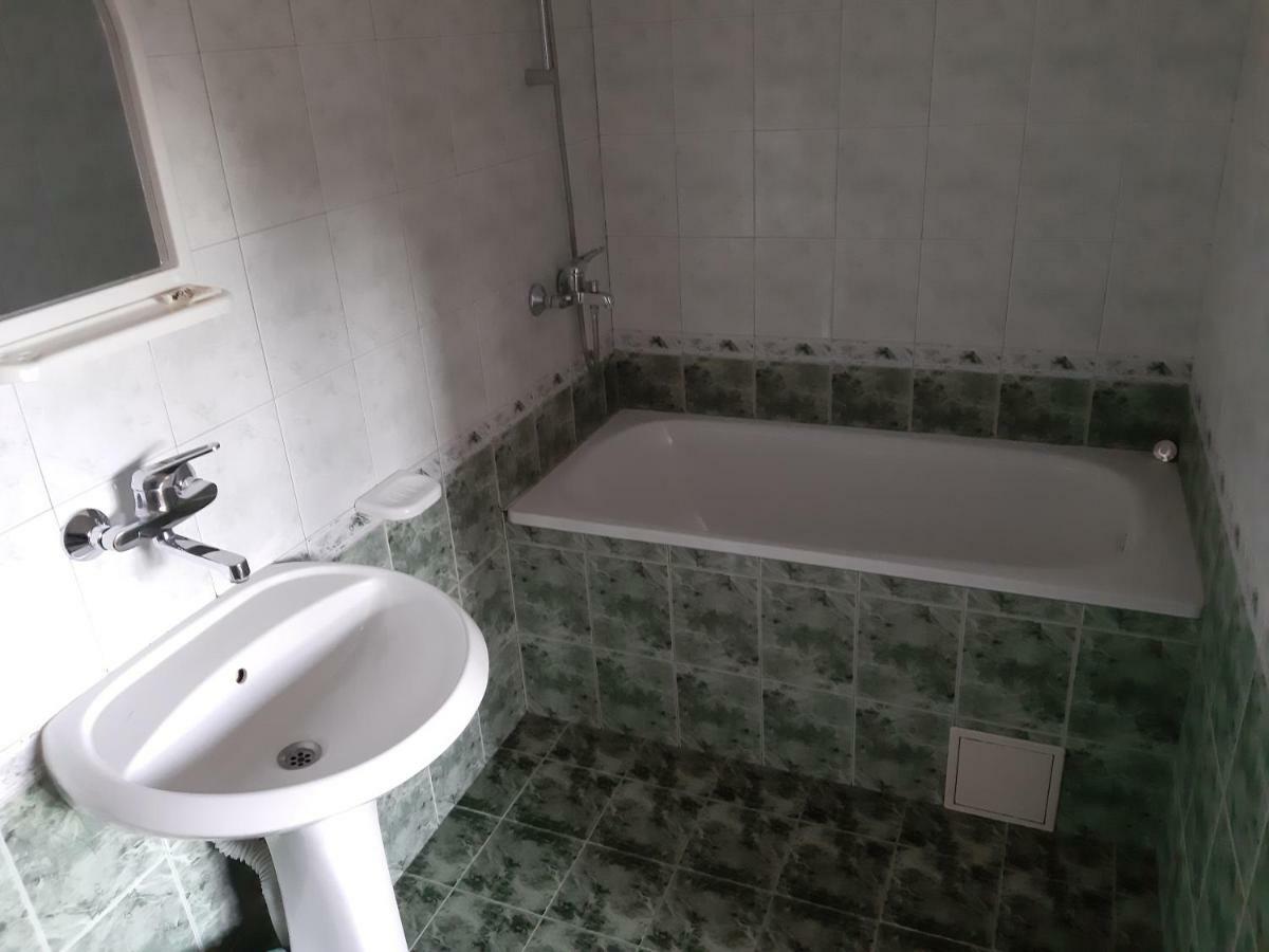 Къща Поколения Tryavna Esterno foto